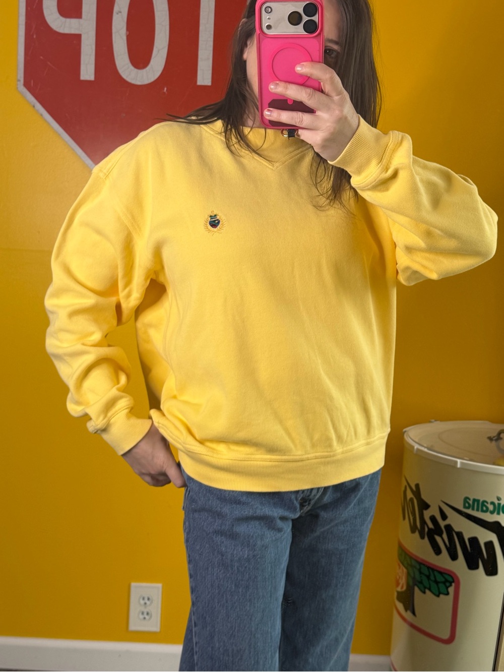 Vintage Jantzen Sweatshirt Size M yellow Cotton Crewneck Pullover USA 90s